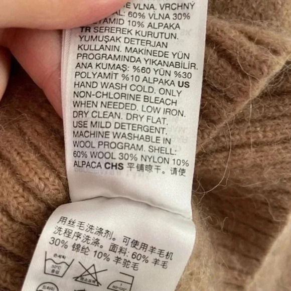 STOCKHOLMATELIER &other Stories cable knit wool/alpaca blend sweater Medium - Picture 9 of 9